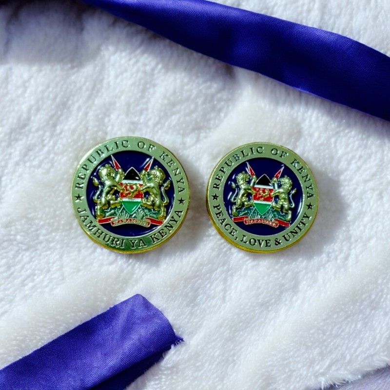 Premium Round Kenya Coat of Arms Lapel Pin – Gold Finish, "Republic of Kenya / Peace, Love & Unity" Engraved Badge