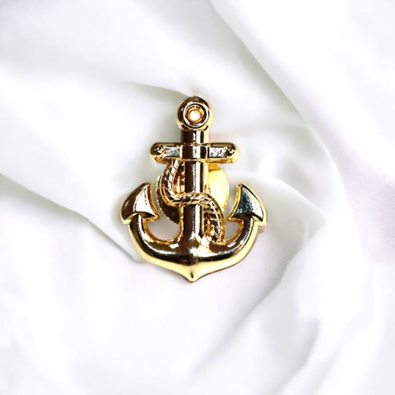 Gold Anchor Lapel Pin – Nautical-Themed Metal Badge with Rope Detail – Perfect for Sailors, Navy Officers & Marine Enthusiasts
