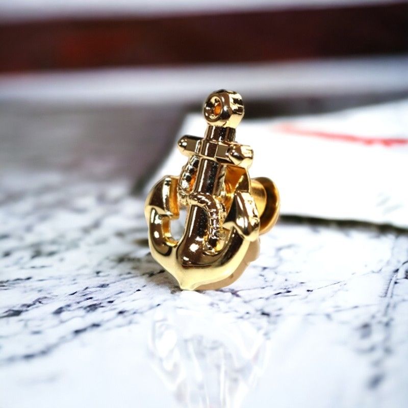 Gold Anchor Lapel Pin – Nautical-Themed Metal Badge with Rope Detail – Perfect for Sailors, Navy Officers & Marine Enthusiasts