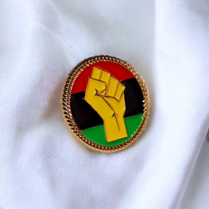 Pan-African Power Fist Lapel Pin Badge – Gold-Plated Unity & Strength Brooch – Premium Enamel Badge for Jackets, Hats & Accessories