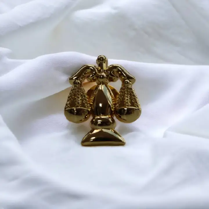 Scales of Justice Lapel Pin – Elegant Lawyer & Judge Badge – Legal Profession Symbol for Suit, Jacket, Hat & Accessories – Law Firm Gift & Graduation Keepsake for Attorneys & Legal Professionals