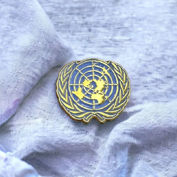 United Nations (UN) Lapel Pin Badge – High-Quality Gold & Blue Enamel UN Emblem Pin for Diplomats, Officials, Supporters & Collectors – Elegant Global Symbol for Peace & Unity