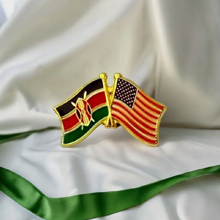 Kenya & USA Crossed Flags Lapel Pin Badge – High-Quality Enamel Double Flag Pin with Gold Finish – Patriotic Friendship Pin for Diplomats, Expats, Collectors & Special Events