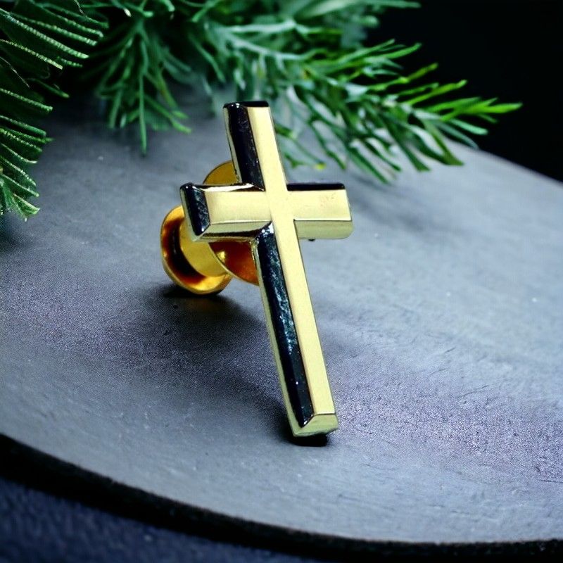Christian Cross Lapel Pin Badge – Classic Religious Brooch for Men & Women, Faith-Inspired Accessory for Church, Weddings & Special Occasions