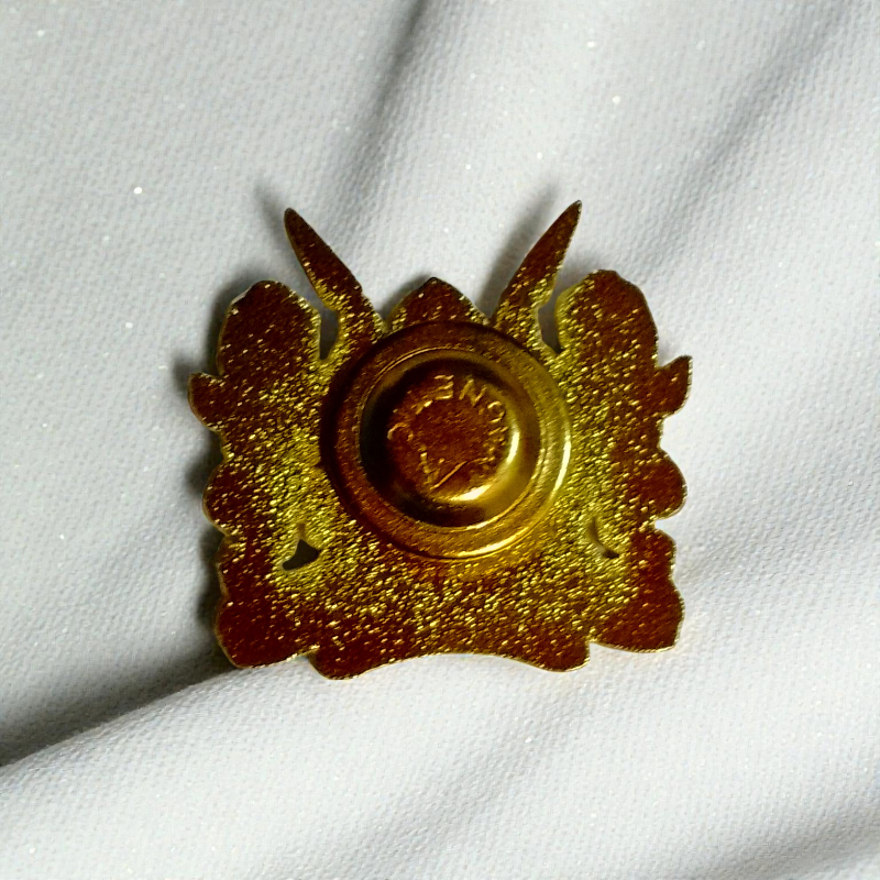 Premium Large 3D Kenya Coat of Arms Lapel Pin – Gold Finish, National Emblem Badge for Patriotic Wear & Collectors