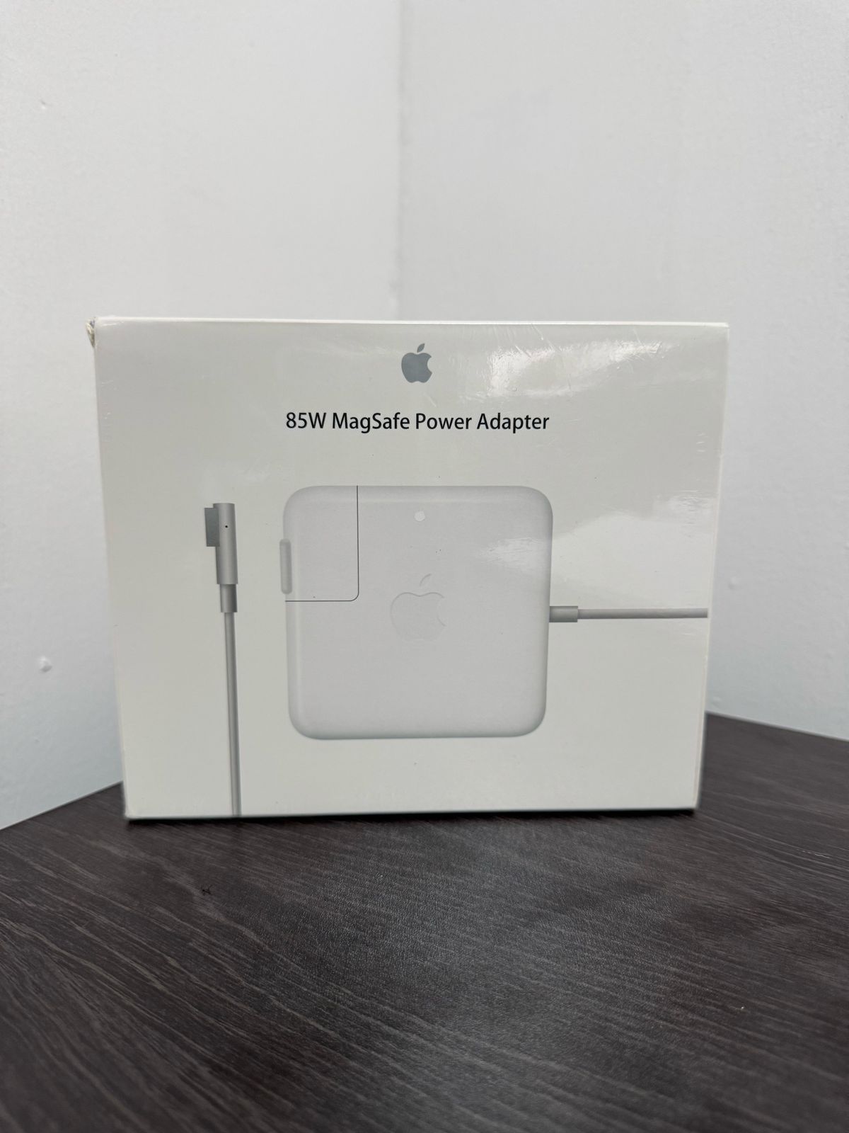 Original 85w MagSafe power adapter | compatible only with 15 inch MacBook Pro