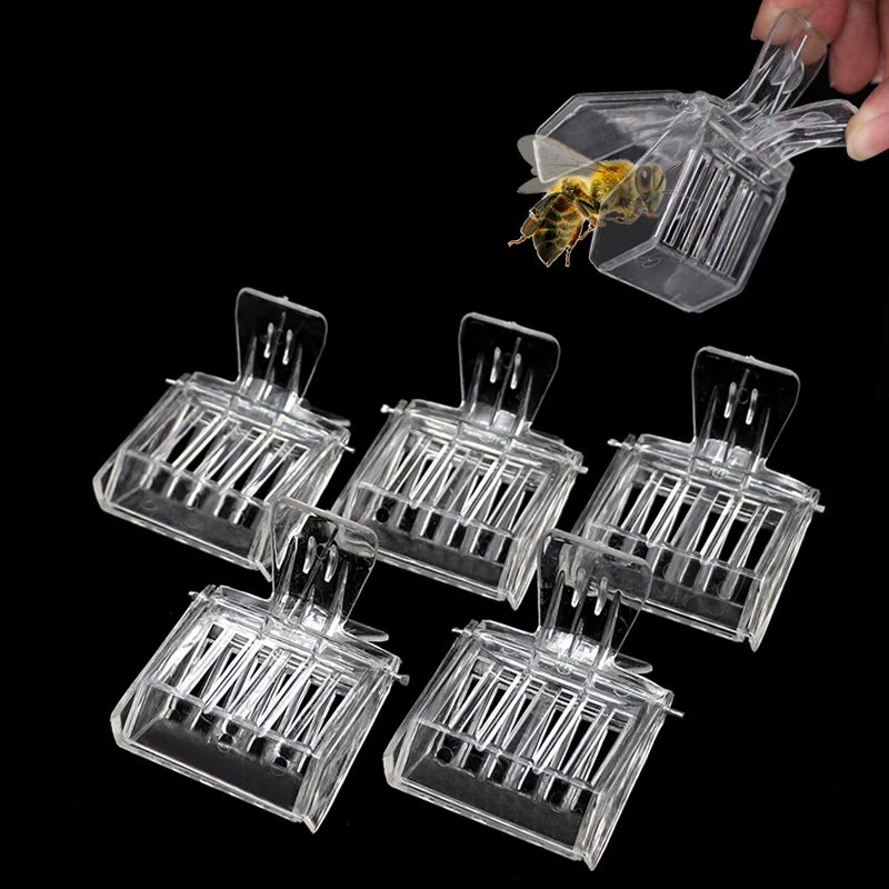 2PCS Queen Bee Clip Queen Bee Queen Bee Cage Catcher Queen Clips for Bees Quee Bee/Beekeeping Transparent Plastic