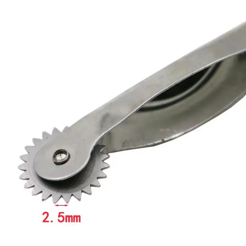 Stainless Steel Leather Cloth Paper Overstitch Wheel Gear Roulette Spacer Sewing Craft Tool 2.5mm