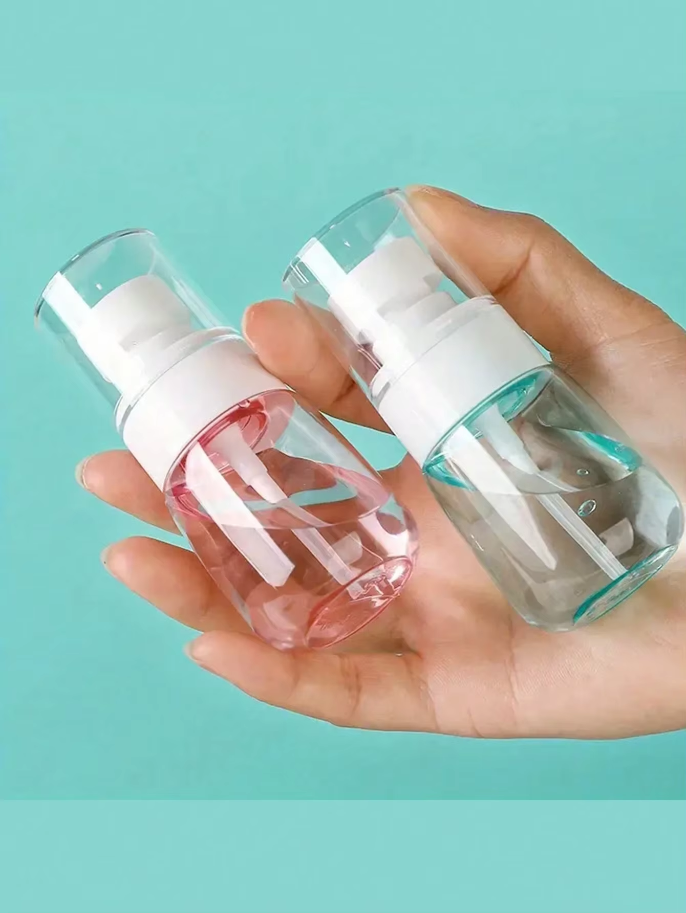 Portable Travel Spray Bottle, Spray Bottle Squeeze Tubes Mini Refillable Small Spray Bottles with Fine Mist Nozzle for Hair Face Water Alcohol Plants, Perfume Dispenser Pump Mist 1pcs 30ml