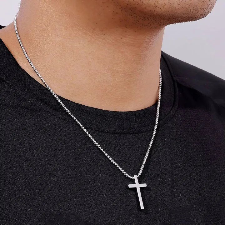 Cross Necklace for Men, Silver Mens Cross Necklaces with 2.5mm Cross Chain and Stainless Steel Cross Pendant, Box Chain