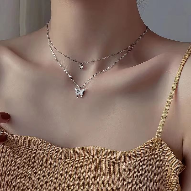 1PCS Double Layer Clavicle Chain Cool Neck Chains Fashion Shiny Butterfly Necklace Ladies Exquisite for Women Girl Jewelry Gift