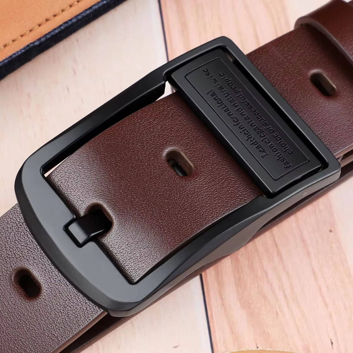 New Leather Cowhide Men's Belt Fashion Metal Alloy Pin Buckle Adult Luxury Brand Jeans Business Casual Waist Male Strap