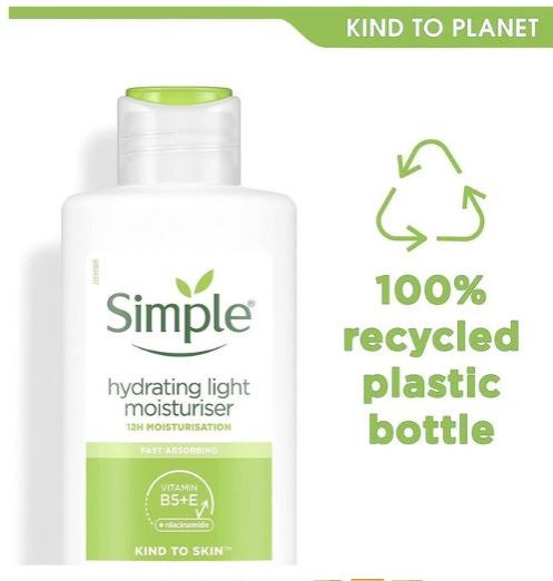 Simple fast absorbing, Kind to Skin Hydrating Light Moisturizer
                                                                                                .