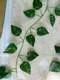 AFFORDABLE HOME DECOR ARTIFICIAL/AESTHETIC IVY GARLAND GREENERY HANGING VINES/LEAVES FOR LIVINGROOM/BEDROOM/BATHROOM DECOR