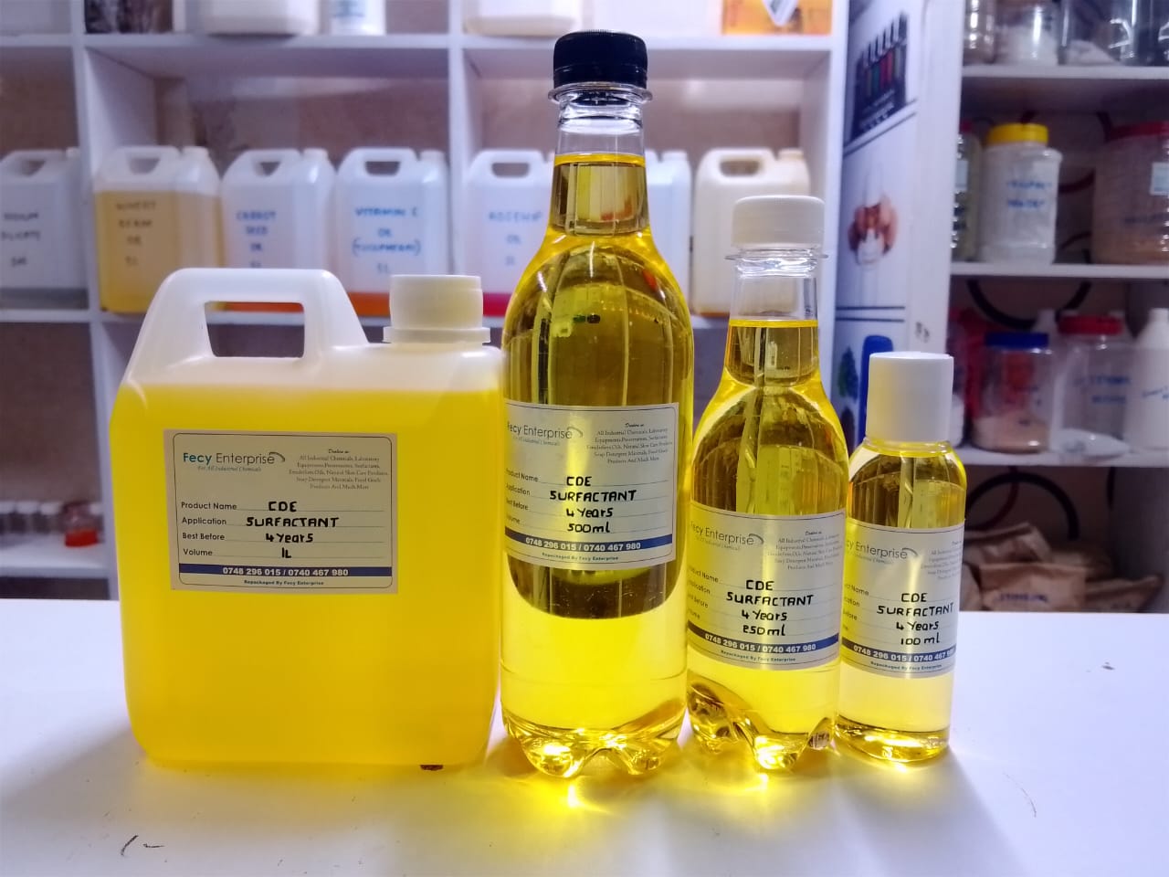 Cocamide Dea CDEA(Natural Product) Surfactants For Skin Care is derived from coconut oil and diethanolamine, is commonly used in skincare and hair care products as a foaming agent and emulsifier.