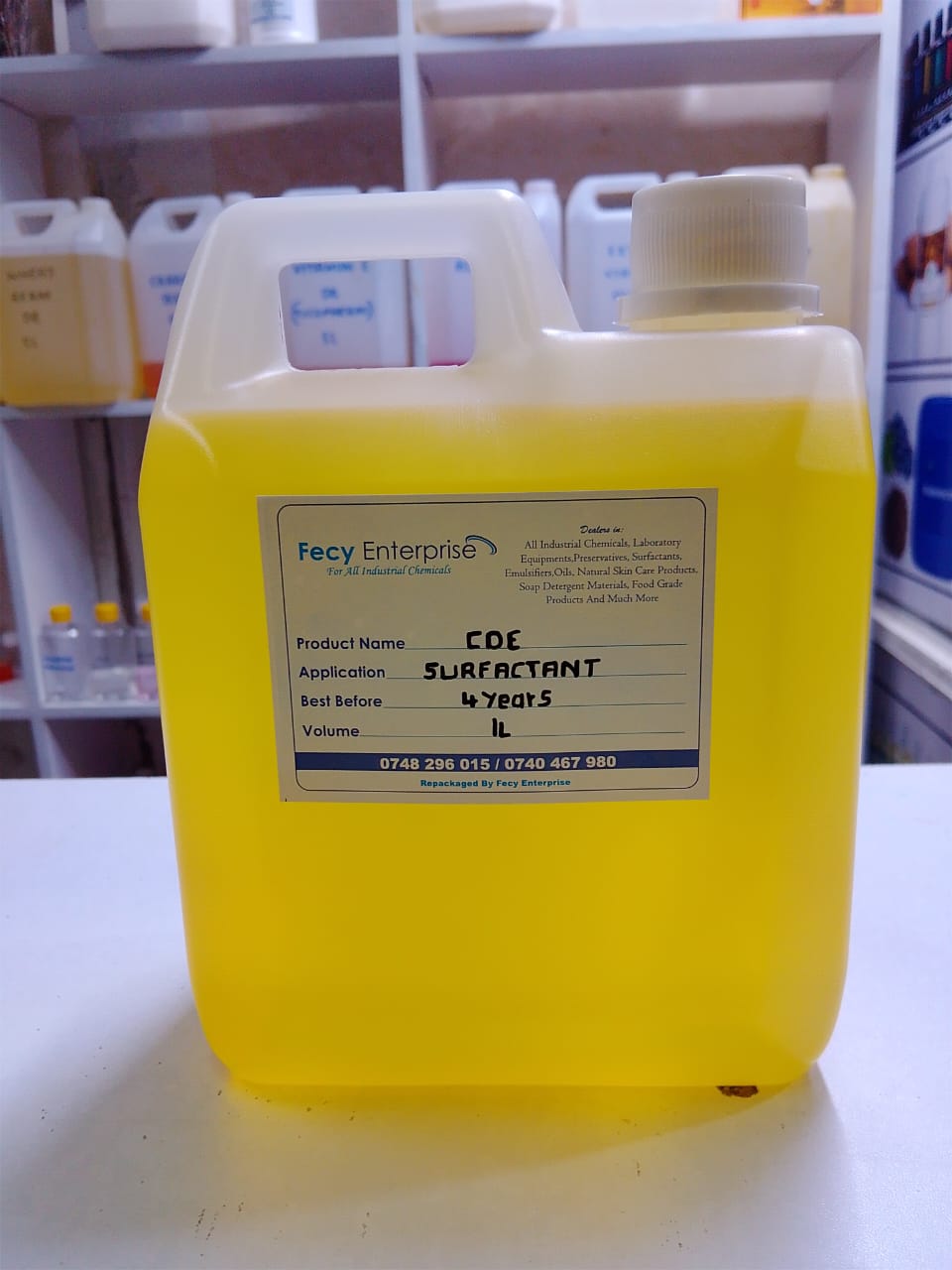 Cocamide Dea CDEA(Natural Product) Surfactants For Skin Care is derived from coconut oil and diethanolamine, is commonly used in skincare and hair care products as a foaming agent and emulsifier.