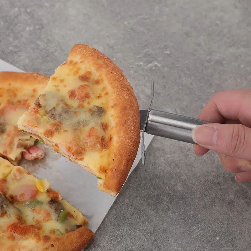 Single Wheel Stainless Steel Pizza Knife Multifunctional Tool Cutter | Stainless Steel Pizza Cutter Round Wheel Roller | Pizza Slicer