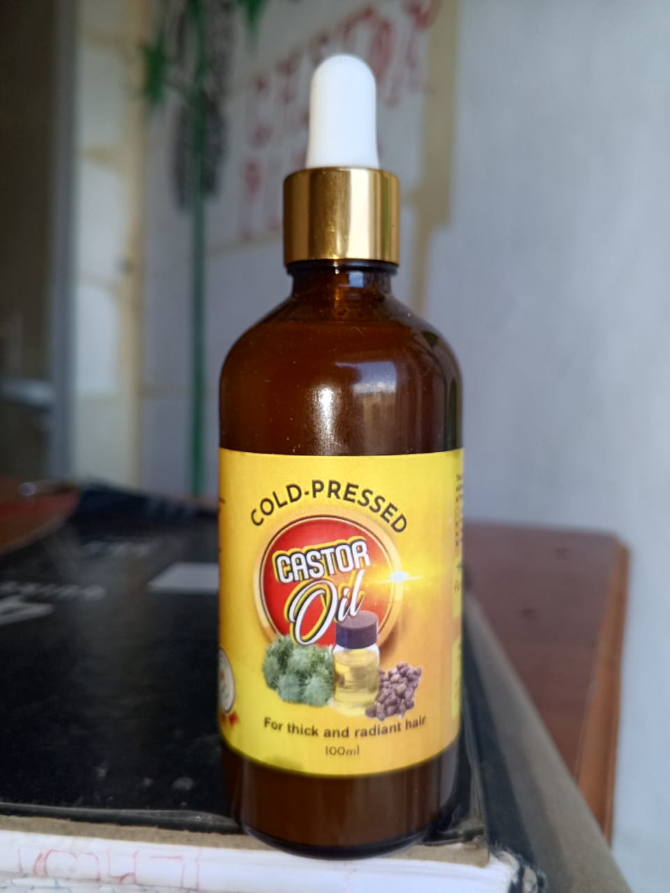 COLD PRESSED CASTOR OIL