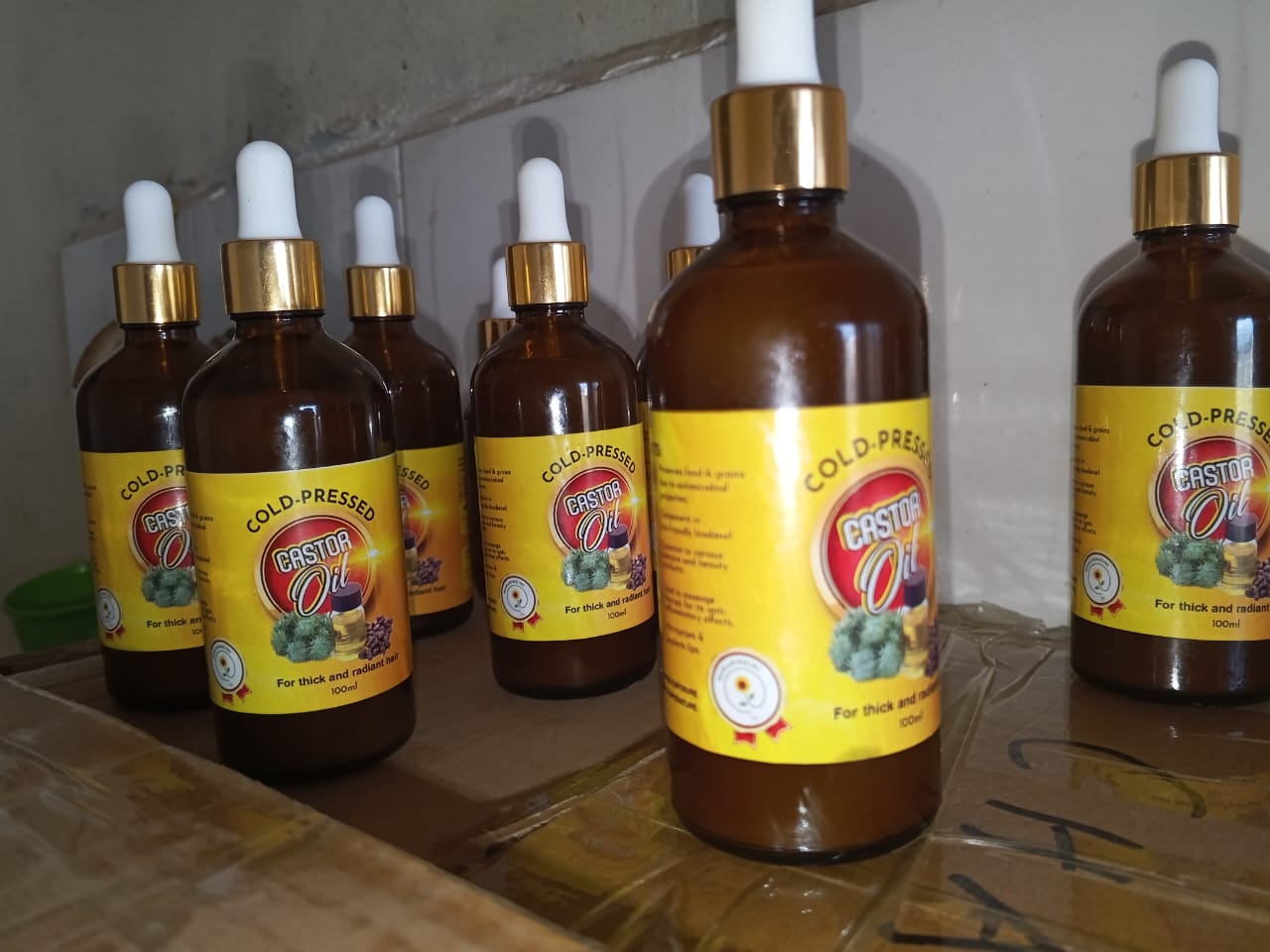 COLD PRESSED CASTOR OIL
