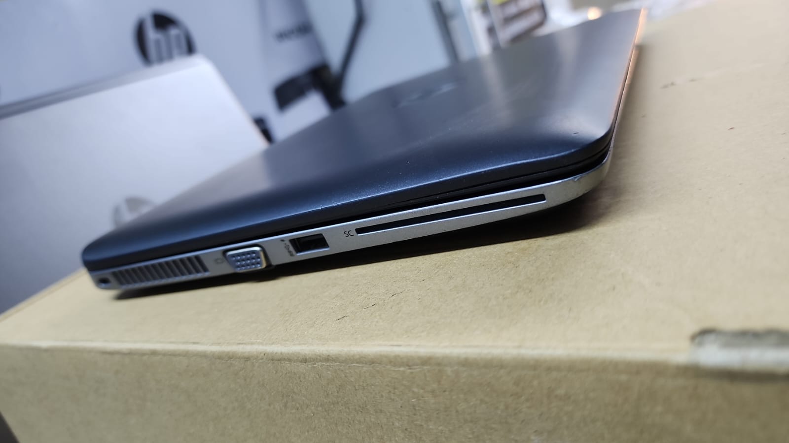 {GRADE A BEST OF BEST LAPTOPS } (BEST DEAL) HP ELITEBOOK 820 G1 INTEL CORE i5 WITH 8GB RAM MEMORY 256GB SSD