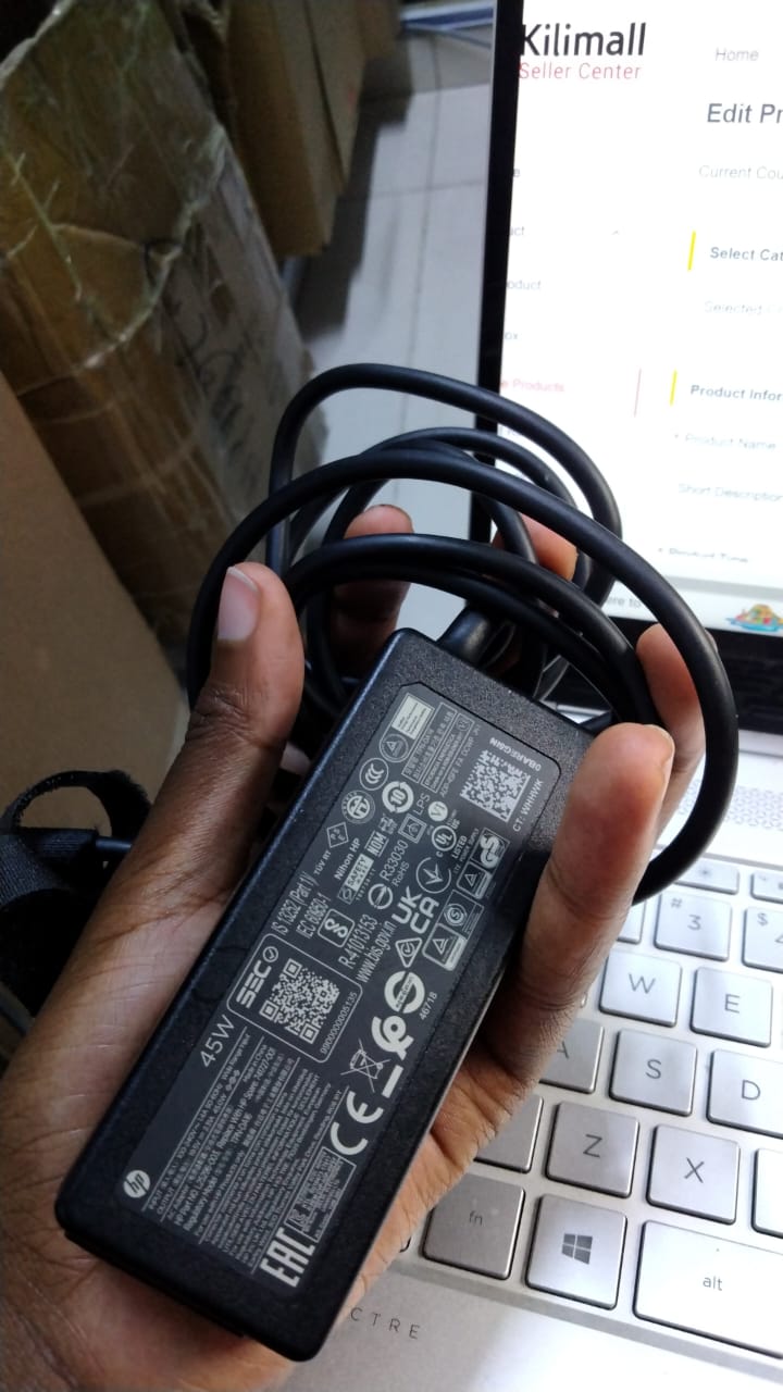 NEW LAPTOPM ADAPTER HP COMPLETE LAPTOP CHARGER BLUE PIN ADAPTER