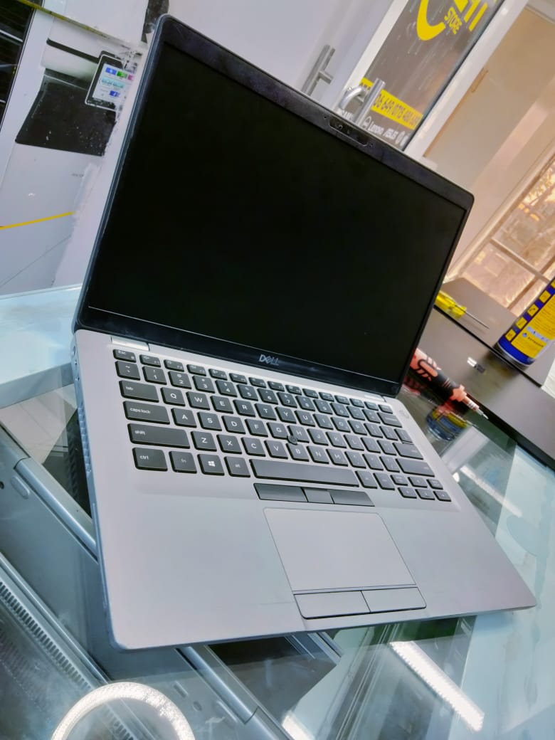 A  VERY UNIQUE BEST WORKING DELL REFURBISHED 5410 INTEL(R) CORE(TM) I5 10TH GEN 16 GB RAM 256 SSD 14 INCH DISPLAY WINDOWS 10