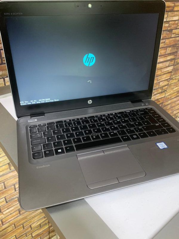 A VERY POWERFUL MACHINE ,VERY SLEEK AND EASILY PORTABLE HP ELITEBOOK 840G3 6TH GENERATION INTEL COi5 WITH 8GB RAM MEMORY 256GB SSD 14 INCHES SILVER COLOR