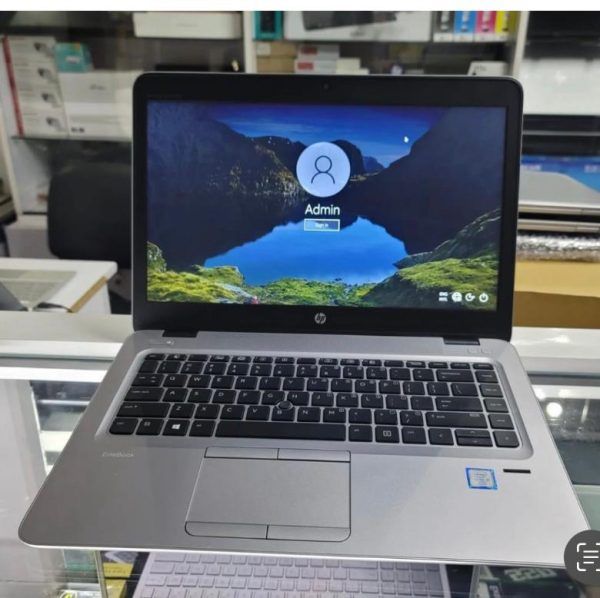 A VERY POWERFUL MACHINE ,VERY SLEEK AND EASILY PORTABLE HP ELITEBOOK 840G3 6TH GENERATION INTEL COi5 WITH 8GB RAM MEMORY 256GB SSD 14 INCHES SILVER COLOR