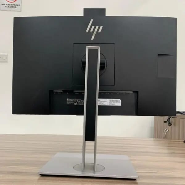 BLACK AND SILVER HP 24 INCHES MONITOR EDGE TO EDGE WITH CAMERA SLIM HP Monitor Edge To Edge 24 Inches Full HD 1920x1080. Resolution 24 Inches IPS. Display Technology