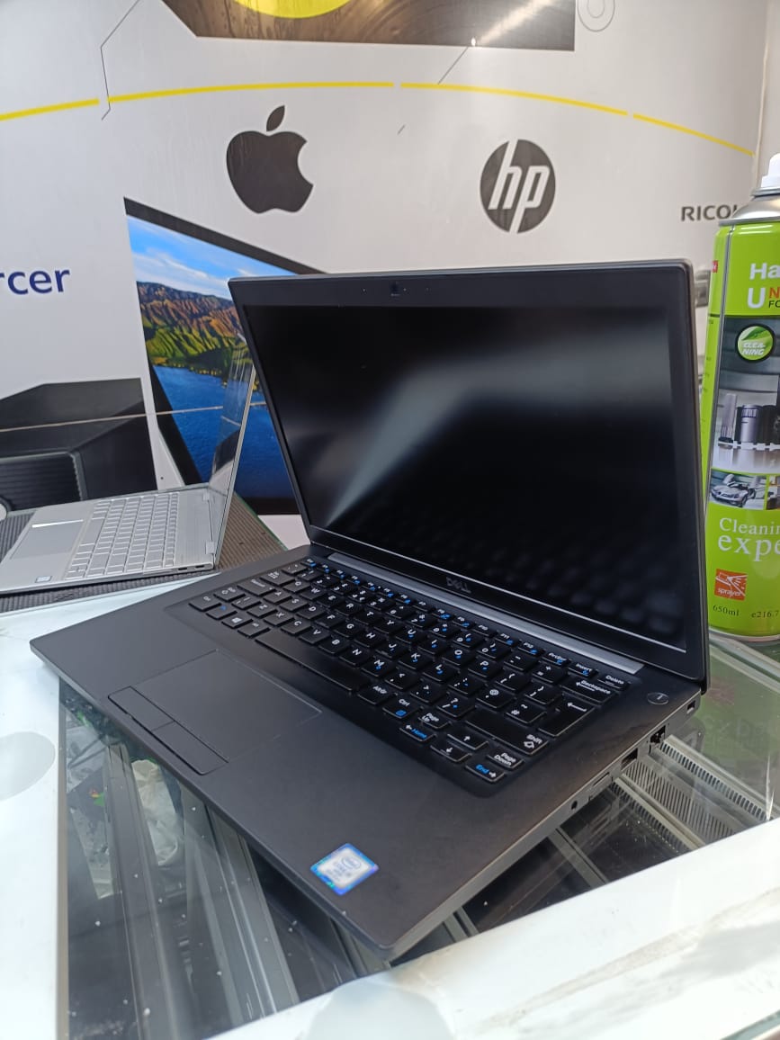 {BEST PERFORMING LAPTOP}  DELL LATITUDE 7490 8TH GENERATION 
8GB RAM MEMORY 256GB SSD BLACK COLOR 14 INCHES