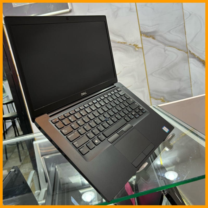 {BEST PERFORMING LAPTOP}  DELL LATITUDE 7490 8TH GENERATION 
8GB RAM MEMORY 256GB SSD BLACK COLOR 14 INCHES