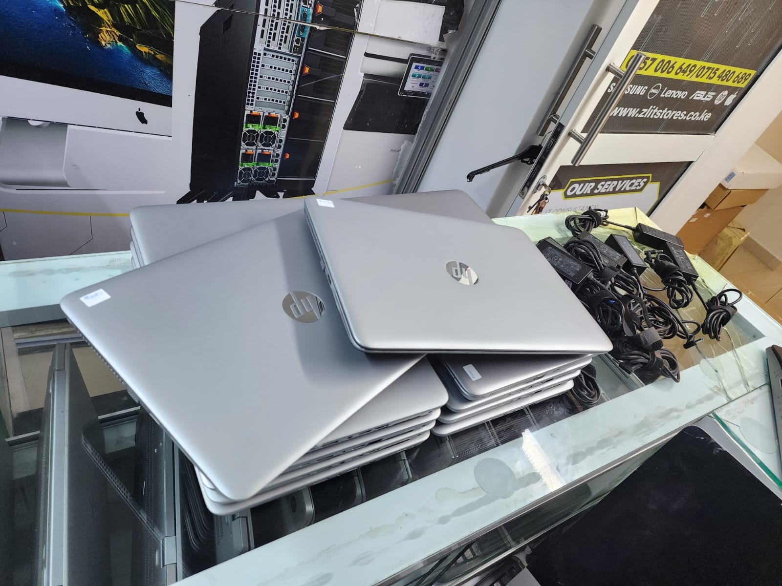 {STUDENT OFFICE BEST} HP ELITEBOOK 840G3 INTEL CORE I5 6TH GENERATION 8GB RAM MEMORY 256GB SSD SILVER COLOR (NON TOUCH) 14 INCHES