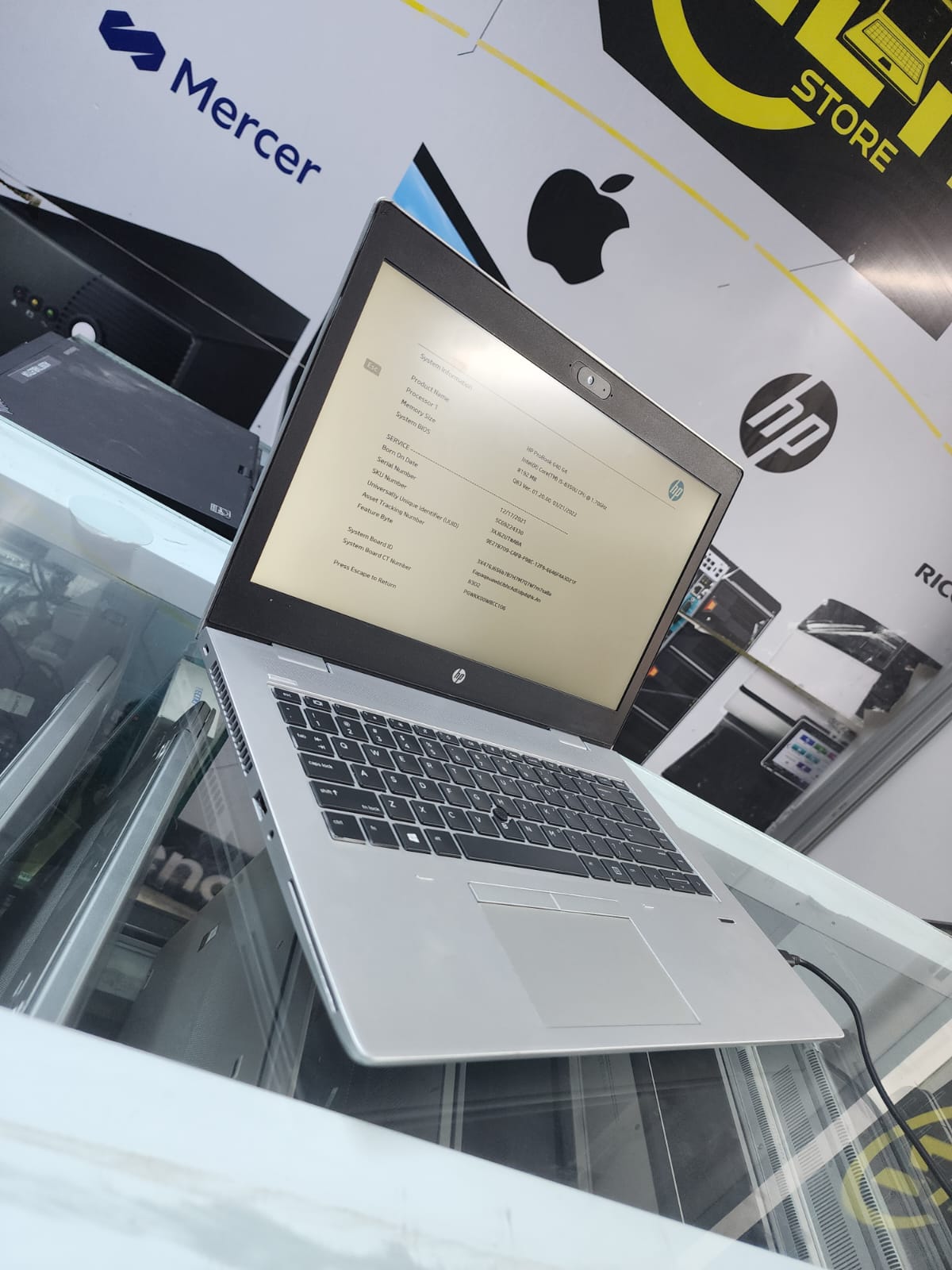 HIGH END LAPTOPS HP PROBOOK 640G4 8TH GENERATION 8GB RAM MEMORY 256GB SSD 14INCHES SILVER COLOR