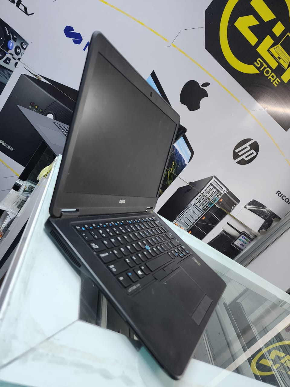 HIGH PERFORMING LAPTOP DELL LATITUDE 7450 INTEL CORE I7 8GB RAM MEMORY 500GB HDD 14INCHES BLACK