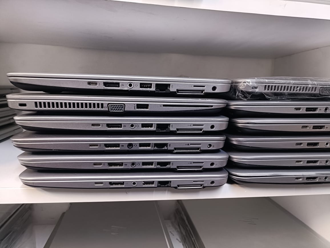 BEST DEALLING LAPTOP HP ELITEBOOK 840G3 CORE i5 6TH GENERATION 8GB RAM MEMORY 256GB SSD SILVER COLOR