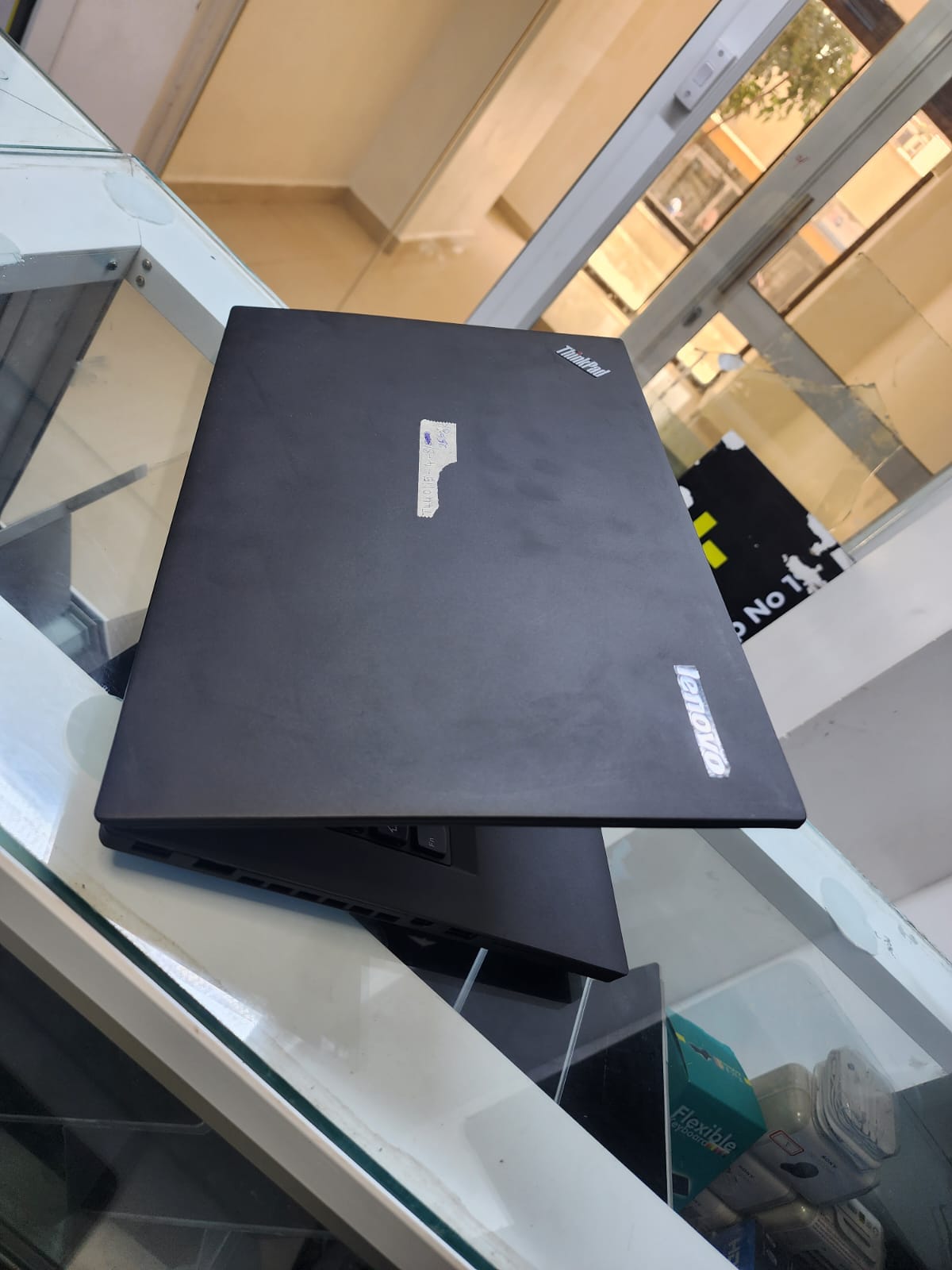 ON OFFER -TOP TIER BEST LAPTOP LENOVO THINKPAD T440 INTEL CORE I5 4TH GENERATION 8GB RAM MEMORY 256GB SSD BLACK COLR