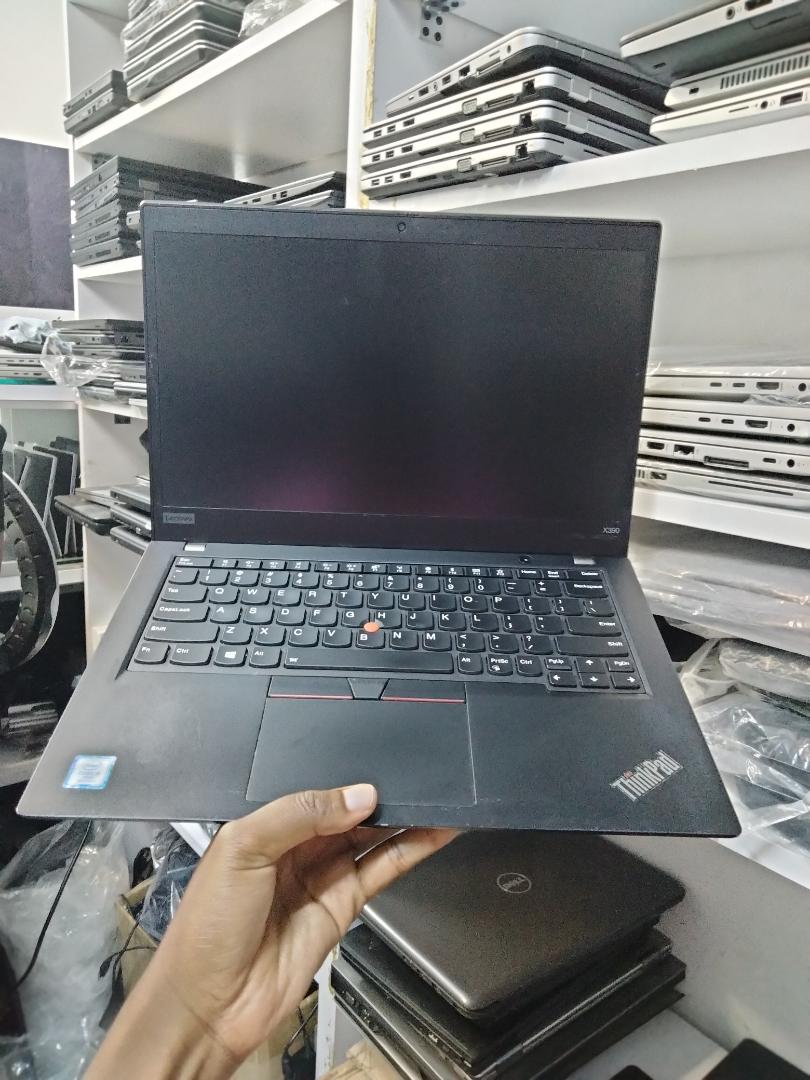 BEST LAPTOP LENOVO YOGA X390 INTEL CORE I5 WITH 8GB RAM MEMORY 256GB SSD 8TH GENERATION BLACK COLOR 14INCHES