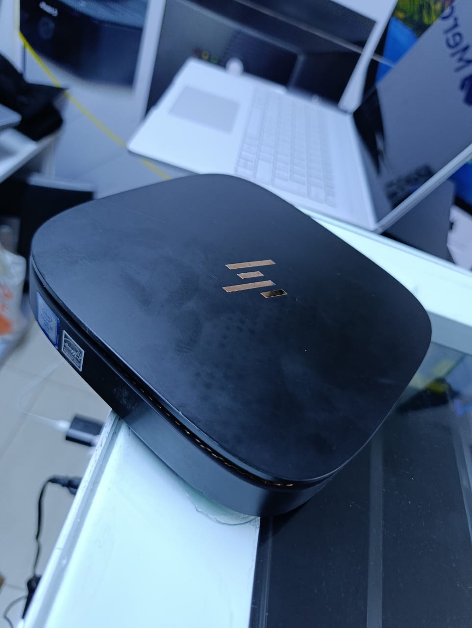 HP Elite Slice Mini desktop intel core i5 6th Generation 8gb ram memory 128gb ssd very fast machine