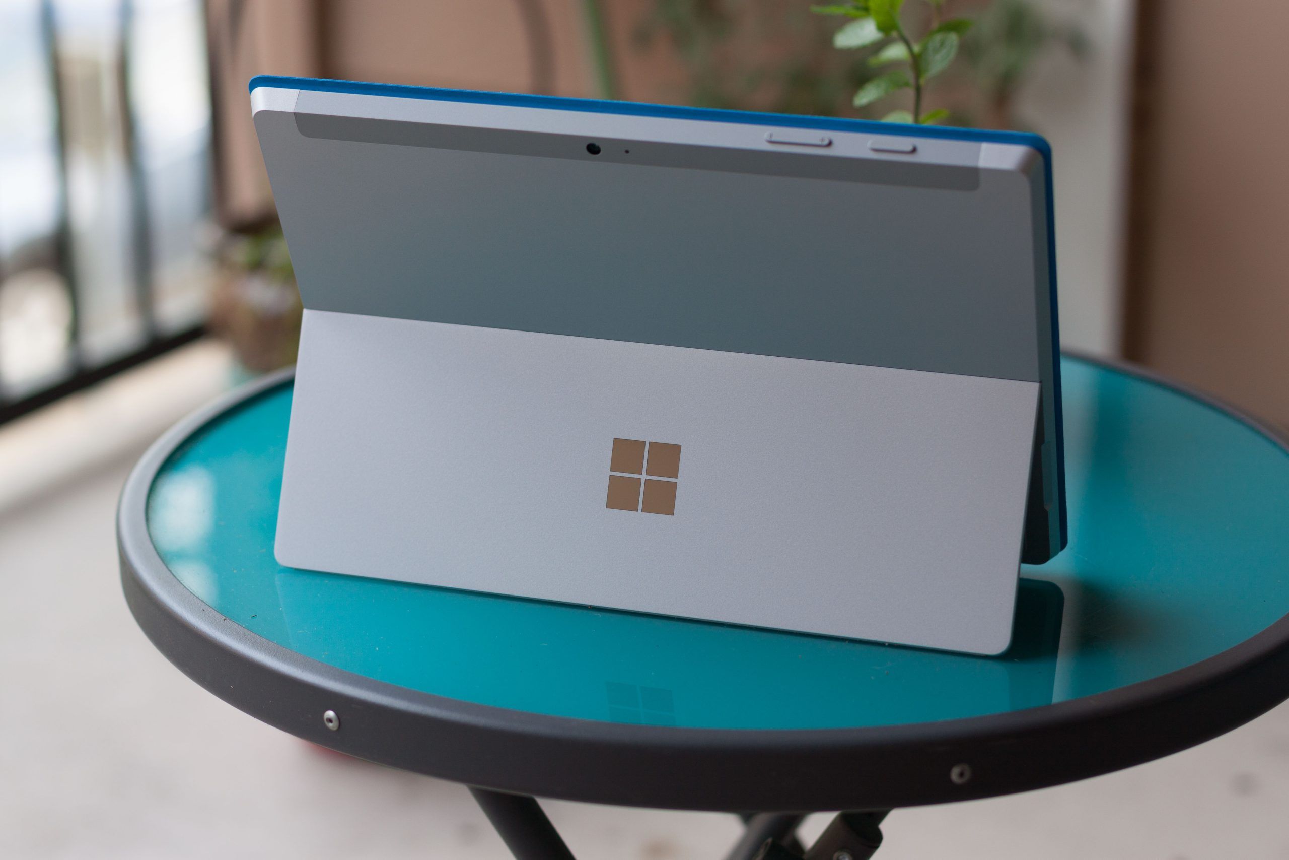 MICROSOFT Surface Pro 3 intel core i5 4gb ram memory 128gb ssd  4TH Generation Touch screen and Detachable laptop