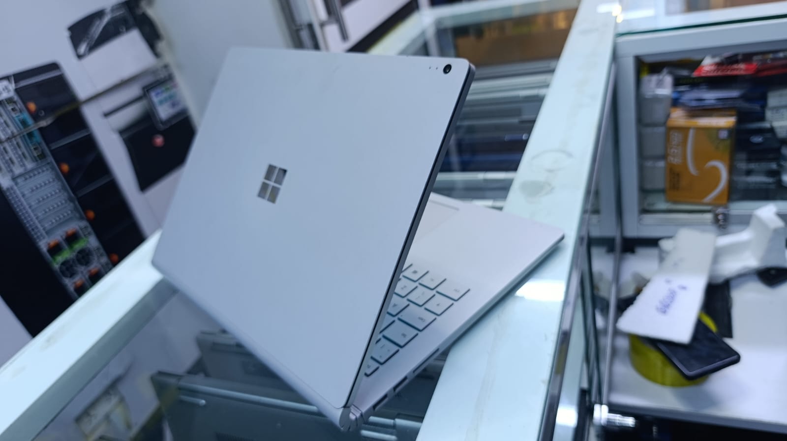 REFURBISHED MICROSOFT SURFACE BOOK 2 INTEL CORE I5 7TH GENERATION 8GB RAM MEMORY 256GB SSD SILVER COLOR TOUCHSCREEN AND DETACHABLE