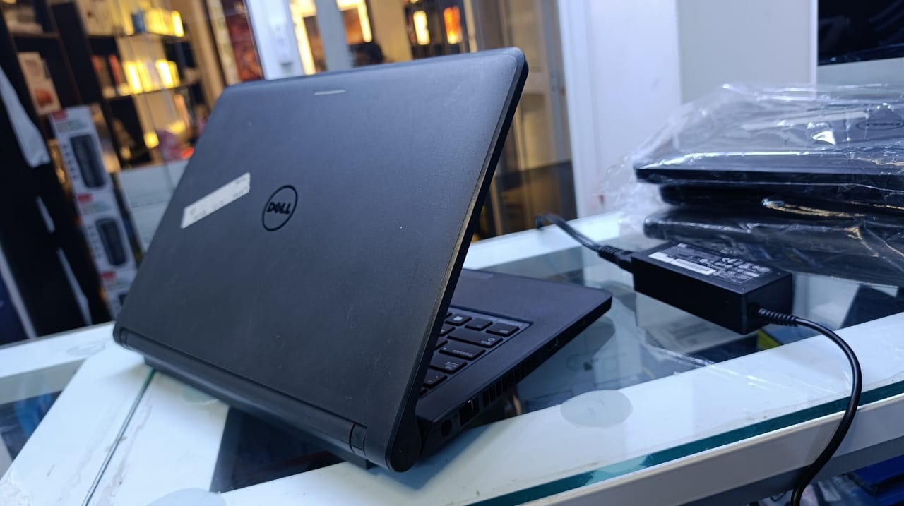 {FREE MOUSE } + Refurbished Laptop Dell Latitude 3340 Core i3 4th 8GB 256GB SSD +13.3'' Windows 10 Notebook 6 Month Warranty Free Office 2019 (TOUCH SCREEN)