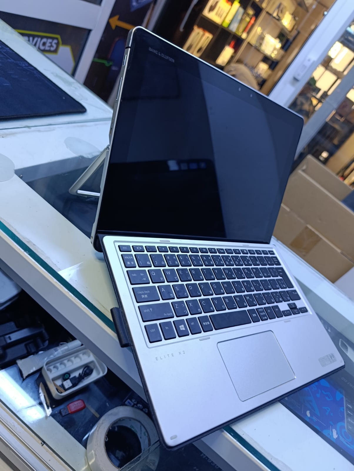 {QUICK SALE} HP ELITE X2 LAPTOP INTEL CORE I5 7TH GENERATION 8GB RAM MEMORY 256GB SSD SILVER COLOR TOUCH AND DETACHABLE WINDOWS 10/11 ACTIVATED AND OFFICE 2019