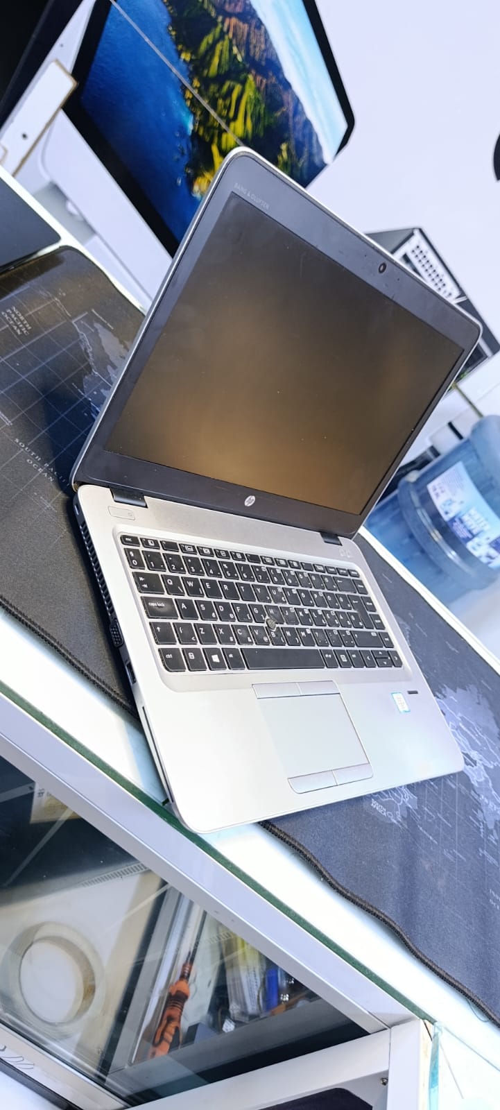 FREE BAG + HP ELITEBOOK 840G3 6TH GENERATION INTEL CORE I5 8GB RAM MEMORY 256GB SSD SILVER COLOR WITH ACTIVATED WINDOWS 11 AND OFFICE 2021 6MONTHS WARANTY