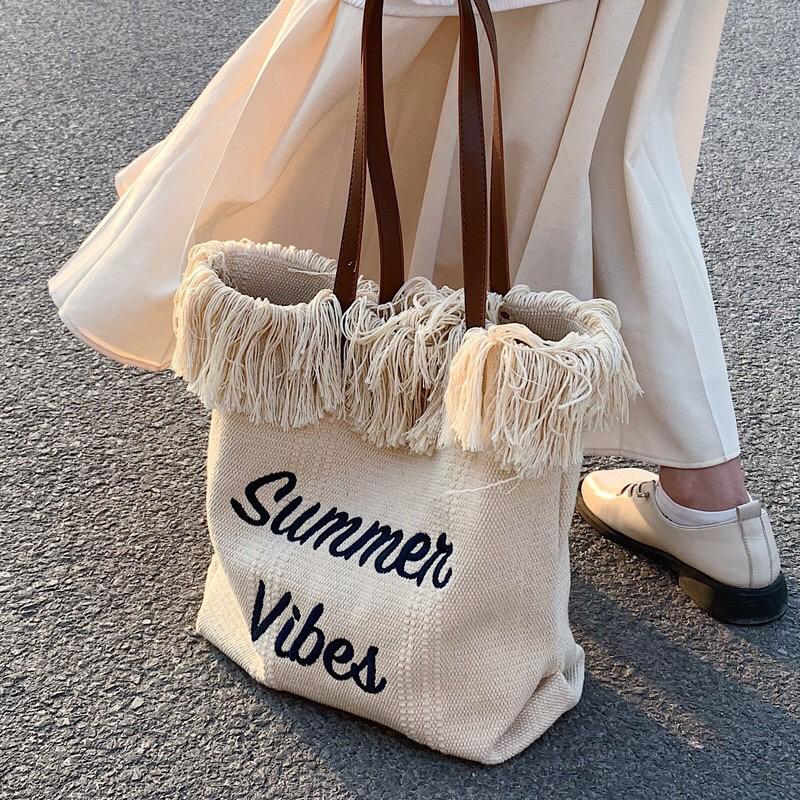 SUMMER VIBES