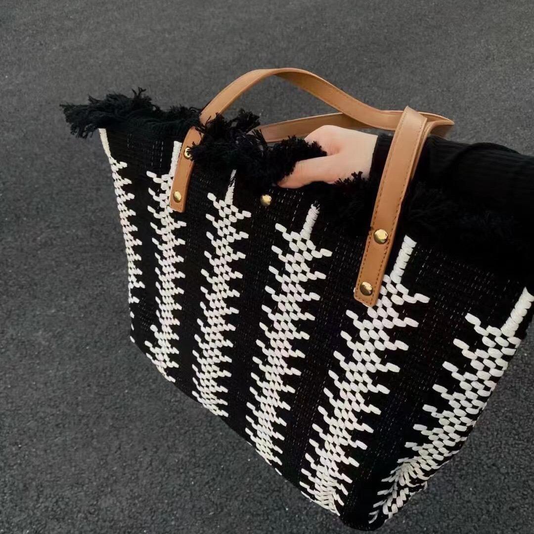 elegant beach tote bag