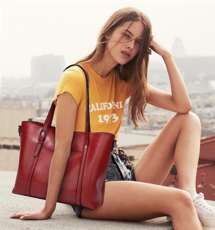 Women classy tote bag