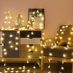 Snowflake Lights, 1.5m to 10m,10 to 80 LED Christmas/Festival Twinkle Snowflake String Lights,Battery Operated, 8 Modes Twinkle Light Waterproof for Outdoor Indoor Tree Room Decor, Warm White 1025
