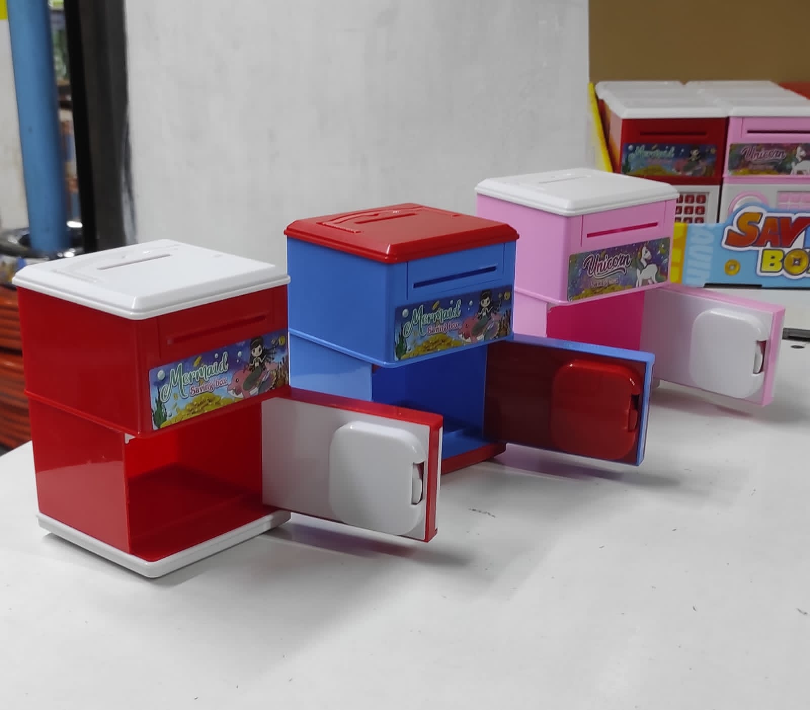 Manual mini kids home bank, Cash Coins Saving Box, ATM Money Boxes,Piggy Bank deposit box Key Lock Piggy bank note Cash Saving Money Box Counter, Mini Safe deposit Box Child Gift size:11*8*7.5cm