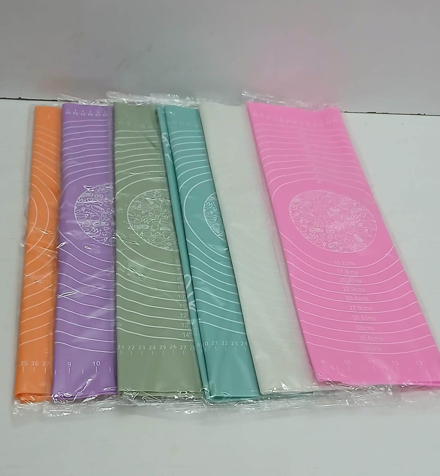 Silicone Baking Mat Silicone Chapati Atta Kneading Mat Non-Stick Fondant Rolling Mat Stretchable for Kitchen Roti Chapati