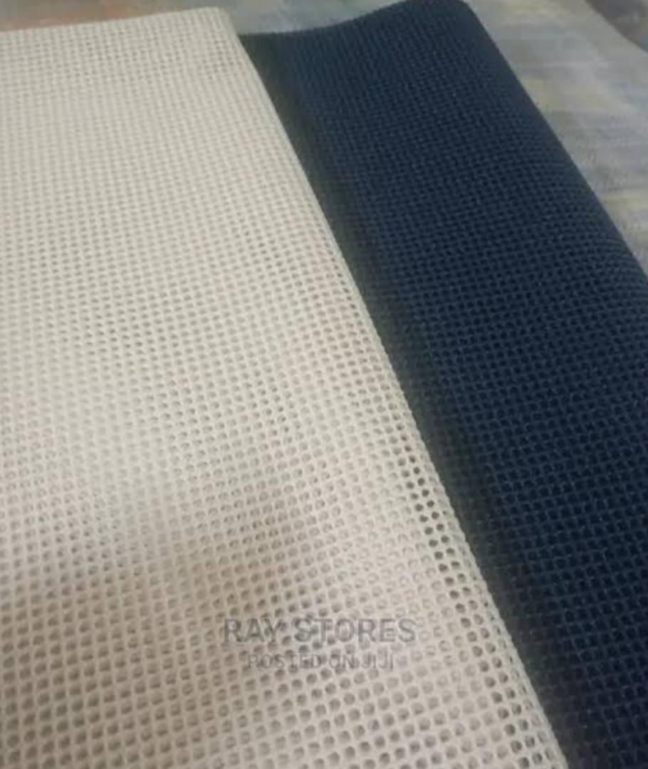 Tapestry/ mat mesh